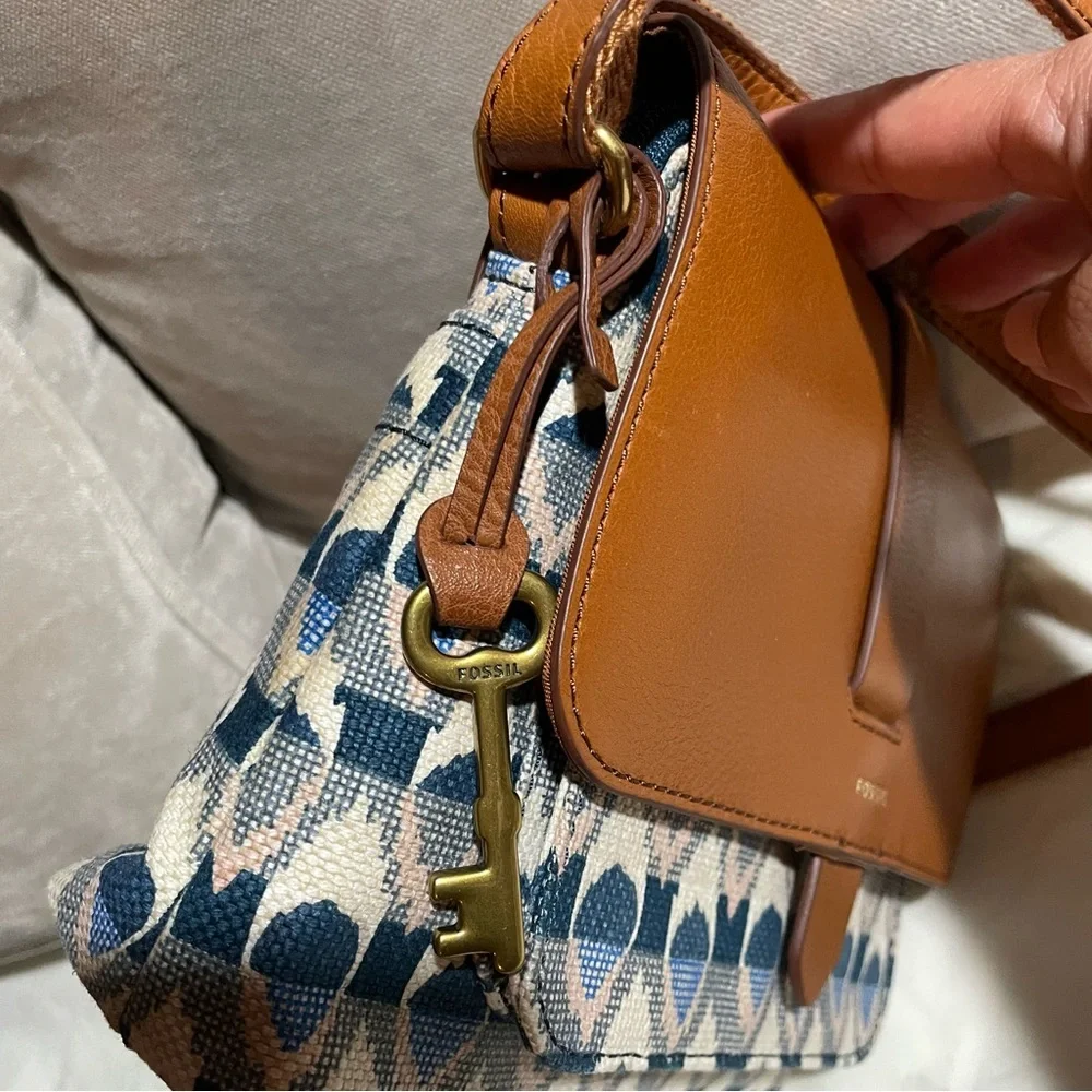FOSSIL Kinley Ikat Small Crossbody Bag Blue Print - Picture 11 of 16